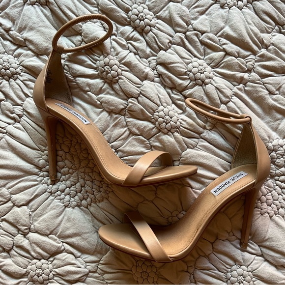 Steve Madden | Shoes | Steve Madden Nude Heels | Poshmark